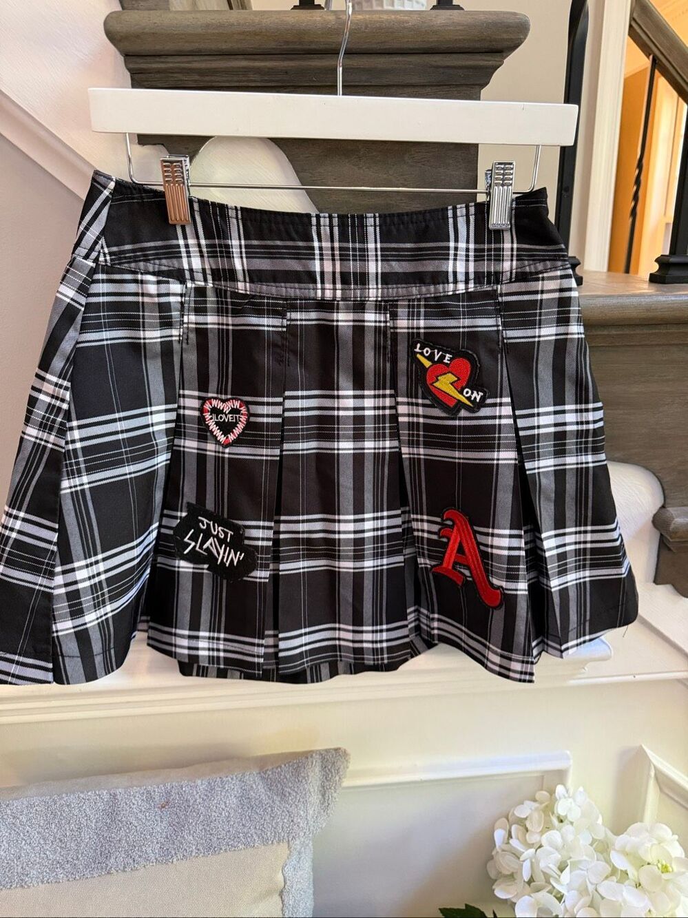 No Boundaries Black & White Plaid School Girl Skirt w/ Patches sz S EUC